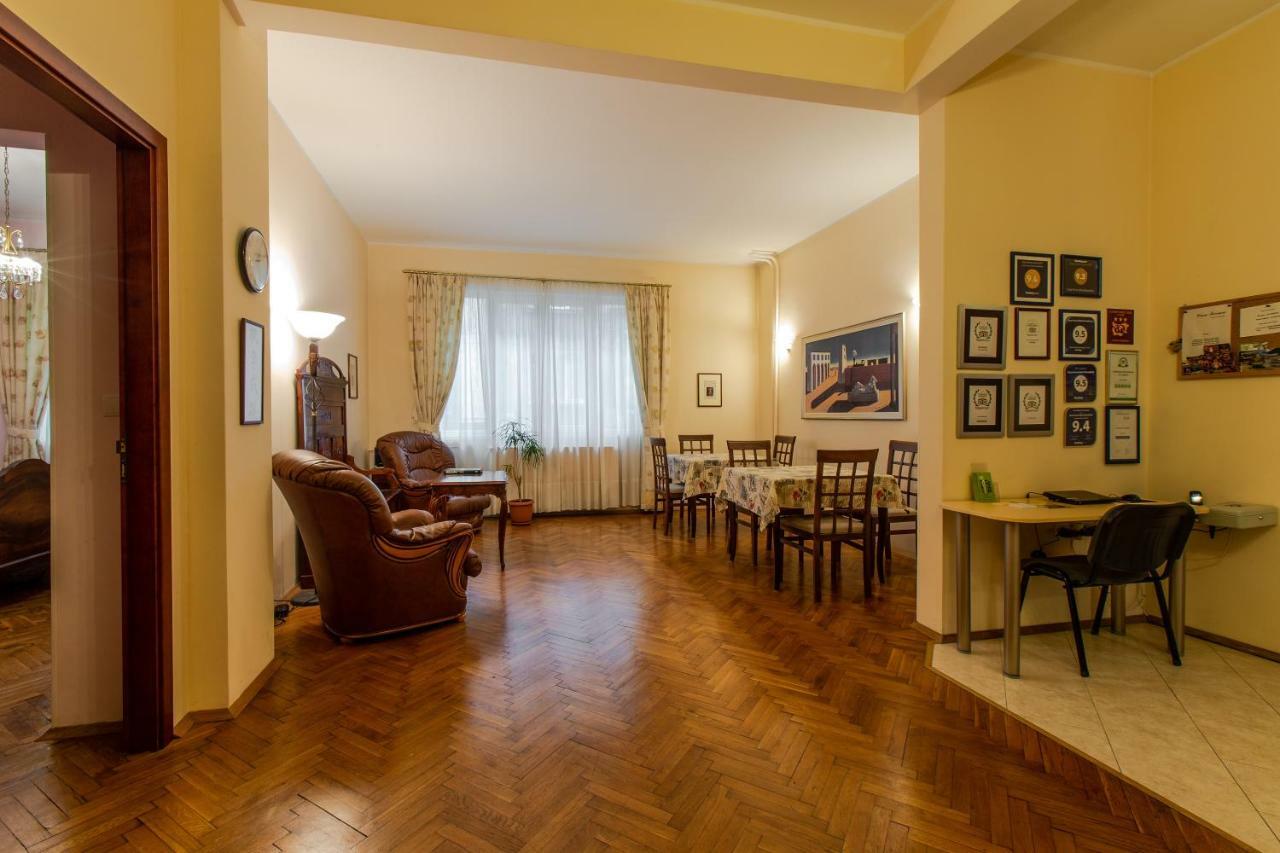 Casa Ferrari Bed & Breakfast Sofia Extérieur photo