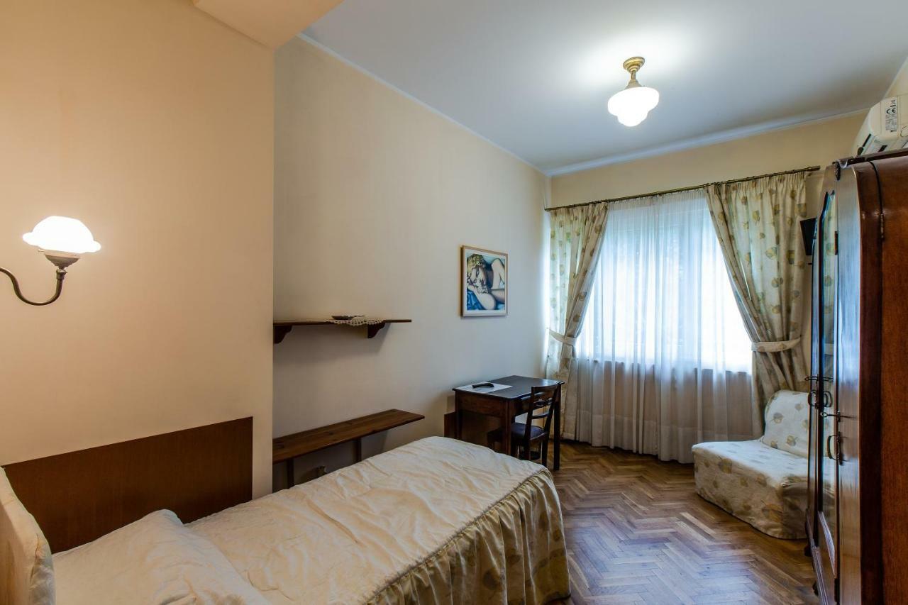 Casa Ferrari Bed & Breakfast Sofia Extérieur photo